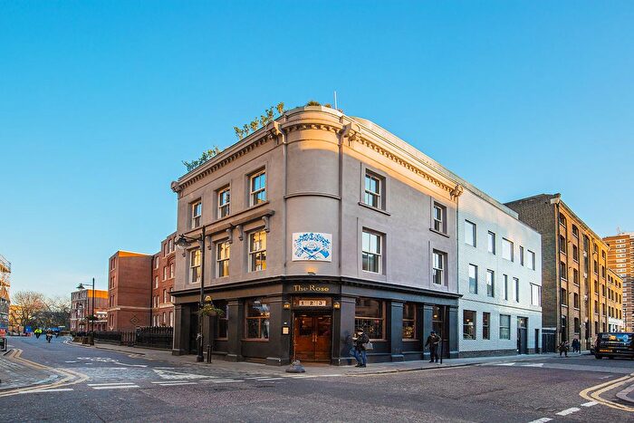 2 Bedroom Flat To Rent In London, SE1