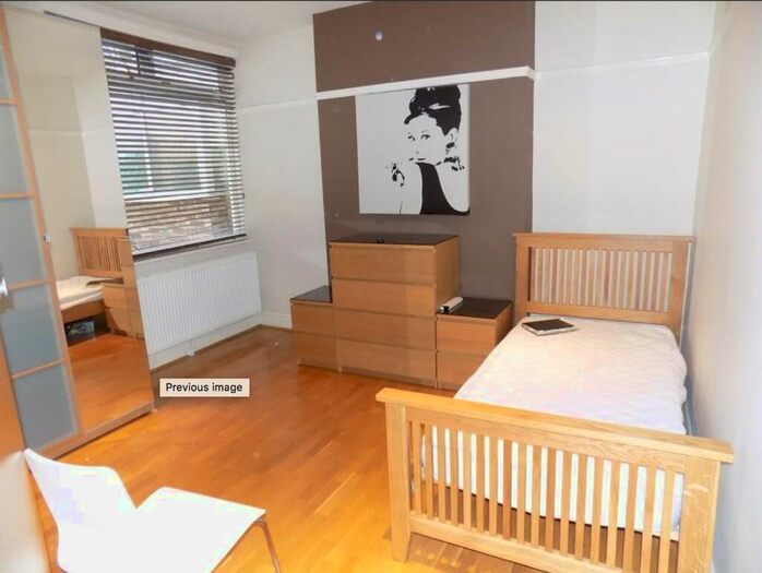 Flat To Rent In Blackacre Road, Dudley, West Midlands, DY2