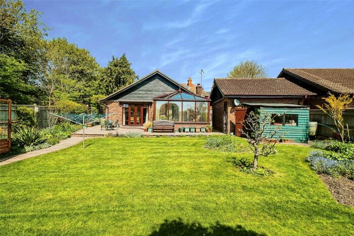 3 Bedroom Bungalow For Sale In Rosemary Avenue, Steyning, West Sussex, BN44