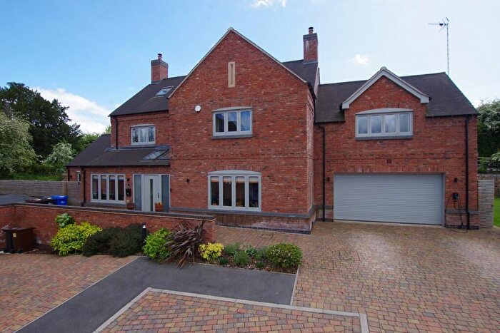 6 Bedroom Detached House For Sale In Chestnut Close, Draycott-in-the-Clay, DE6
