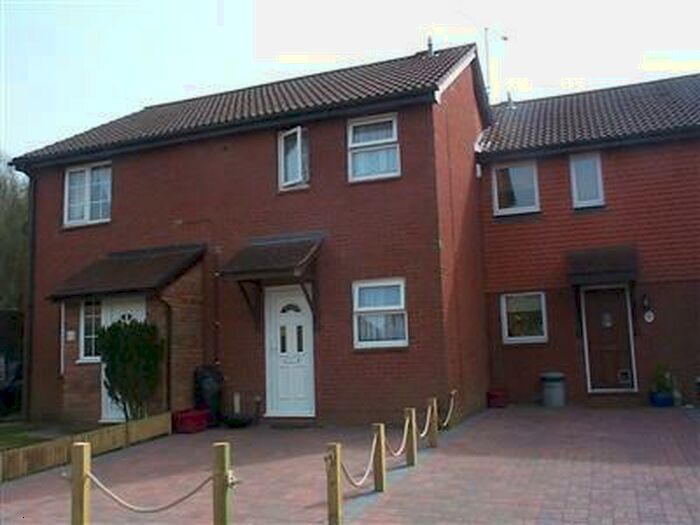 2 Bedroom Terraced House To Rent In Cottesmore Green, RH11