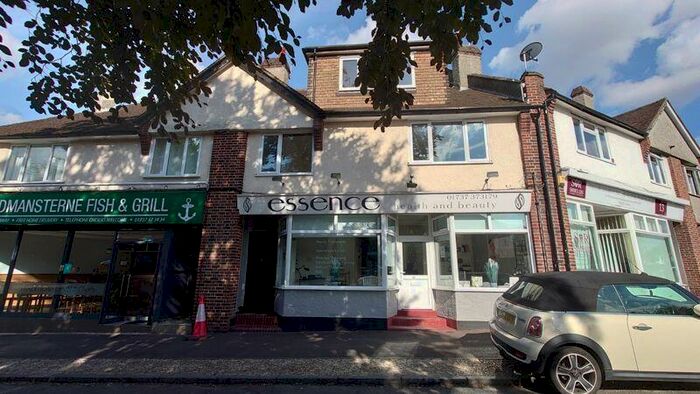 2 Bedroom Flat To Rent In Woodmansterne Street, Banstead, SM7