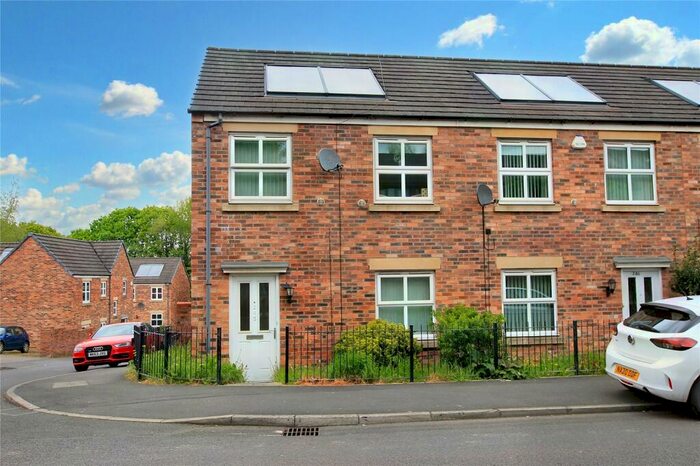 3 Bedroom End Of Terrace House To Rent In Sunderland Road, Gateshead, NE8