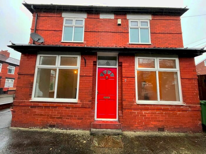 2 Bedroom Terraced House To Rent In Thorncliffe Grove, Levenshulme, Manchester, M19