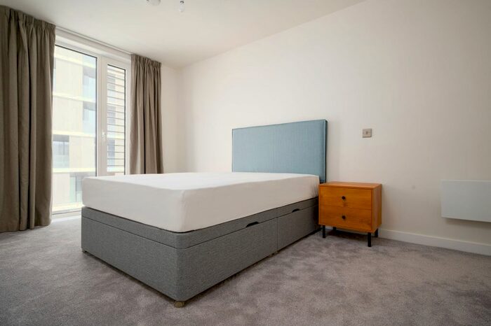 3 Bedroom Flat To Rent In The Kell, Gillingham Gate Road, Gillingham, ME4