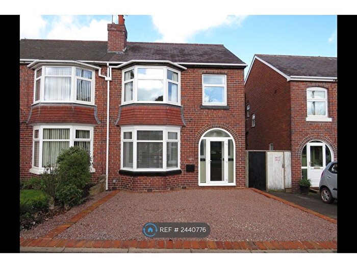 3 Bedroom Semi-Detached House To Rent In Redditch Road, Birmingham, B38