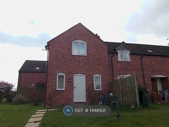 2 Bedroom Semi-Detached House To Rent In Chatley House @ Hawford Bridge Fishery, Worcester, WR3