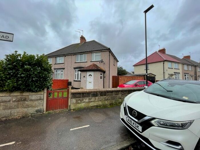 3 Bedroom Semi-Detached House To Rent In Princes Road, Feltham TW13