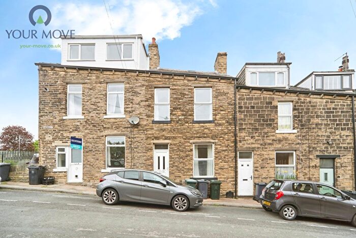3 Bedroom Terraced House For Sale In Harris Street, Bingley, West Yorkshire, BD16
