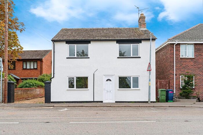 3 Bedroom Detached House For Sale In High Street, Benwick, March, PE15