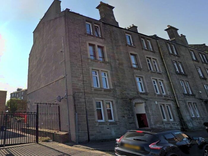 2 Bedroom Flat To Rent In Forest Park Place, Dundee, DD1