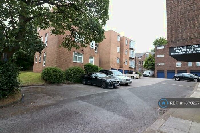 1 Bedroom Flat To Rent In Merton Towers, Bootle, L20
