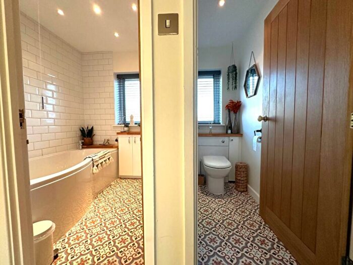 2 Bedroom Terraced House For Sale In Crane Walk, Thorplands Brook, Northampton, NN3
