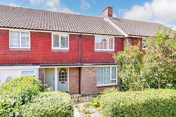 3 Bedroom Terraced House For Sale In Stane Street Close, Pulborough, West Sussex, RH20