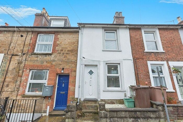 2 Bedroom Terraced House For Sale In Quarry Road, Tunbridge Wells, Kent, TN1