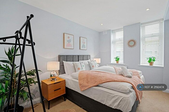 2 Bedroom Flat To Rent In Mitre House, Brighton, BN1