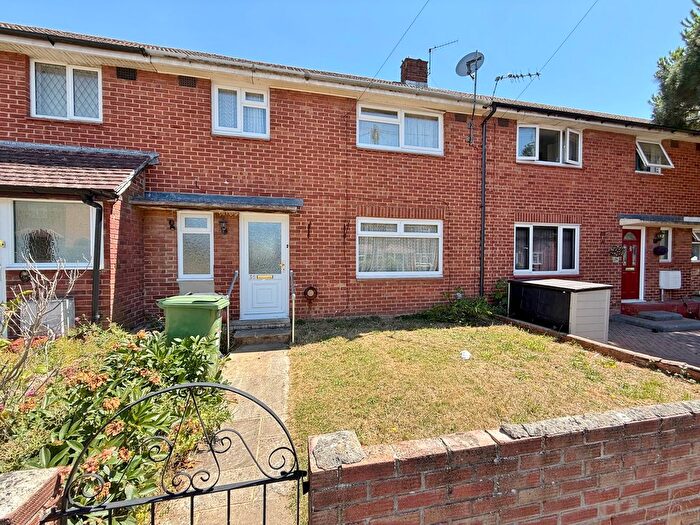 3 Bedroom Terraced House For Sale In Copsey Grove, Drayton, Portsmouth, PO6