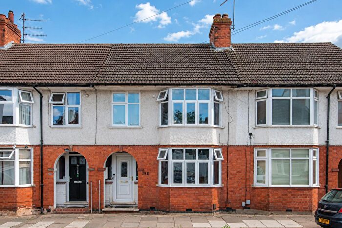 3 Bedroom Terraced House For Sale In Stanhope Road, Northampton, NN2