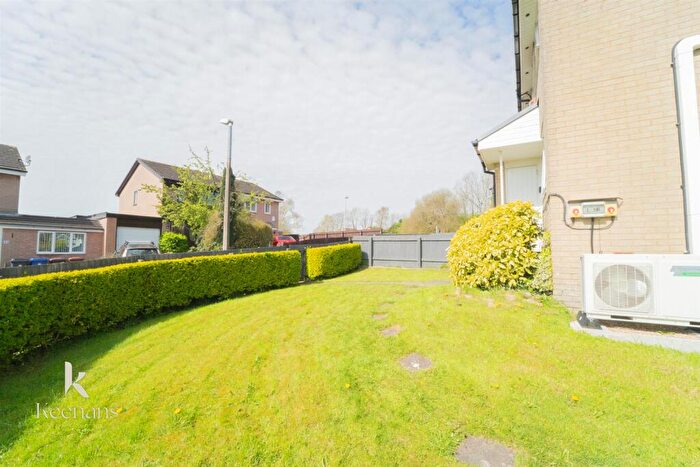 1 Bedroom Semi-Detached House For Sale In Castlerigg Drive, Burnley, BB12