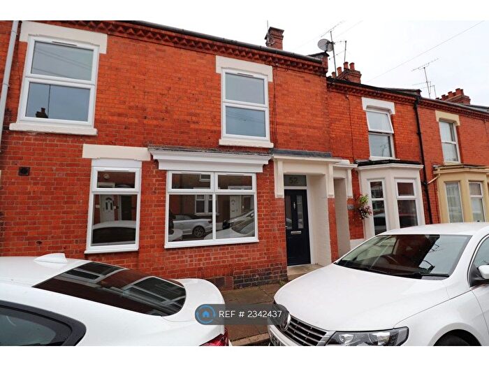 2 Bedroom Flat To Rent In Florence Road, Northampton, NN1
