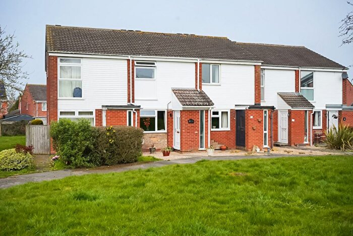 2 Bedroom Terraced House For Sale In Wreake Walk, Oakham, LE15