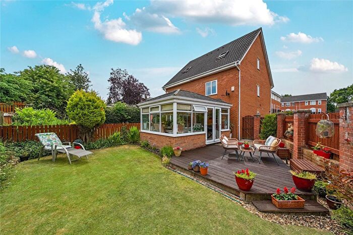 3 Bedroom Semi-Detached House For Sale In The Grange, Carlton, Wakefield, West Yorkshire, WF3