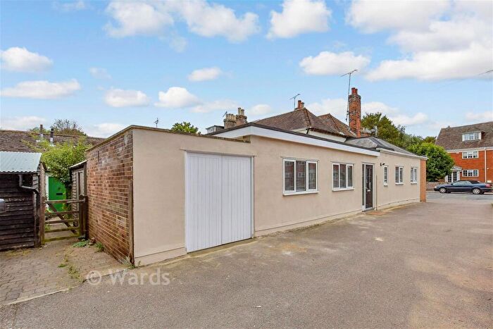 2 Bedroom End Of Terrace House For Sale In High Street, Bridge, Kent, CT4
