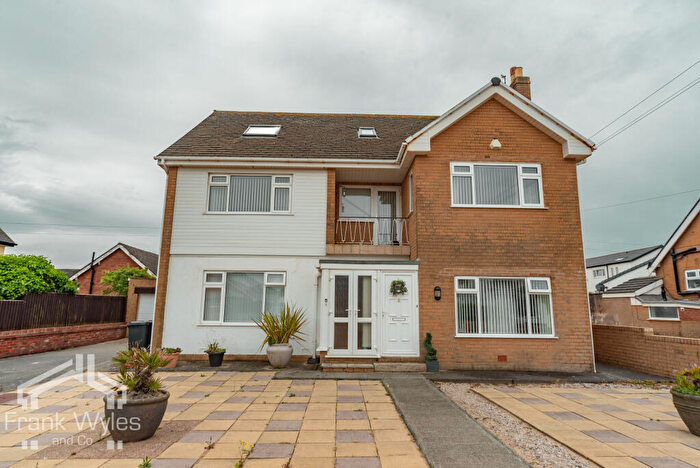 3 Bedroom Maisonette To Rent In Bentinck Road, Lytham St. Annes, Lancashire, FY8