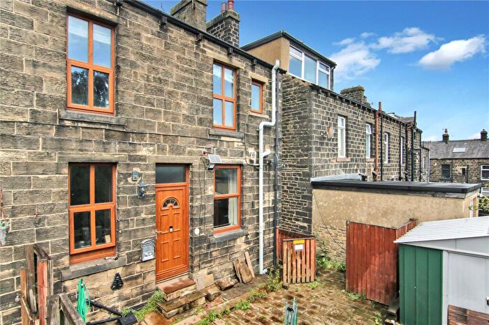 2 Bedroom Terraced House For Sale In Aire View, Silsden, BD20