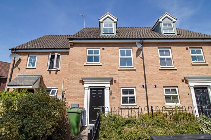 3 Bedroom Town House For Sale In Russell Close, King's Lynn, Norfolk, PE30