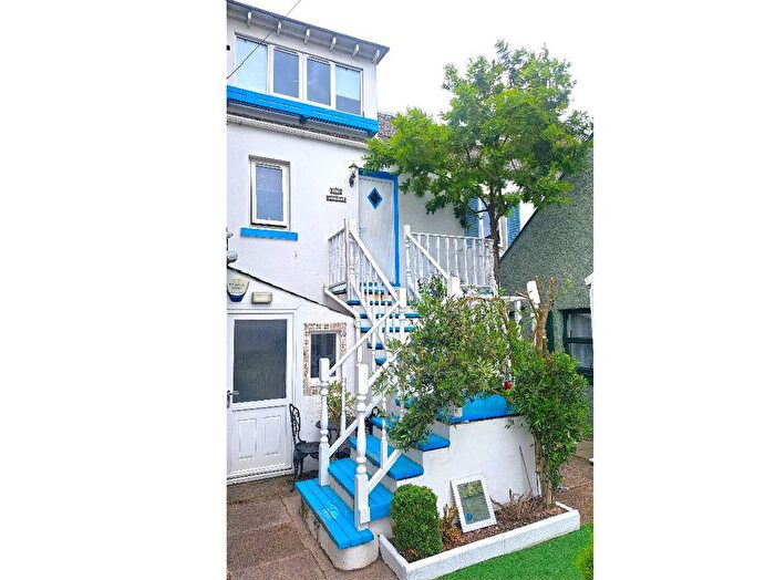 2 Bedroom Flat To Rent In B Bath Street, Broughty Ferry, Dundee, DD5