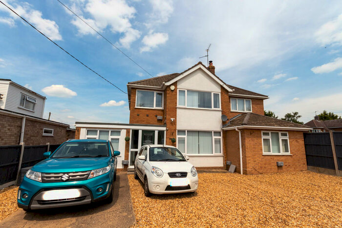 5 Bedroom Detached House For Sale In Postland Road, Crowland, Peterborough, PE6