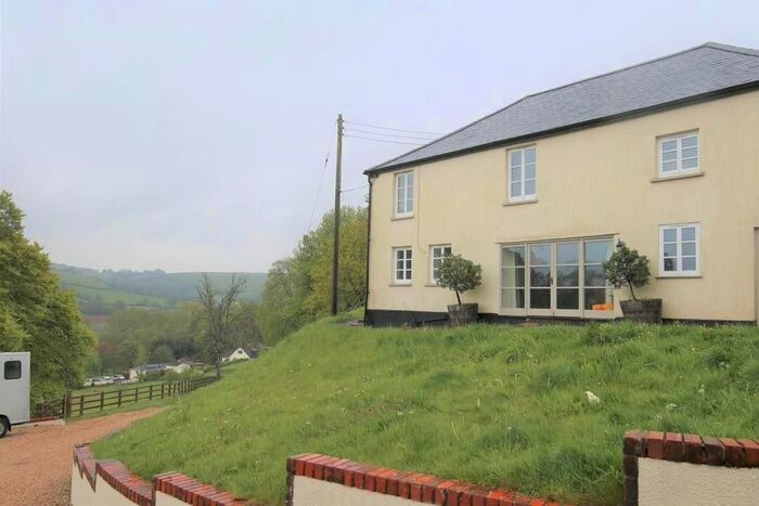 3 Bedroom Property To Rent In Ashley, Tiverton, EX16