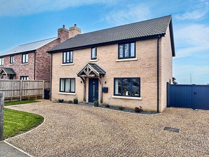 4 Bedroom Detached House For Sale In Church Road, Wicken, CB7