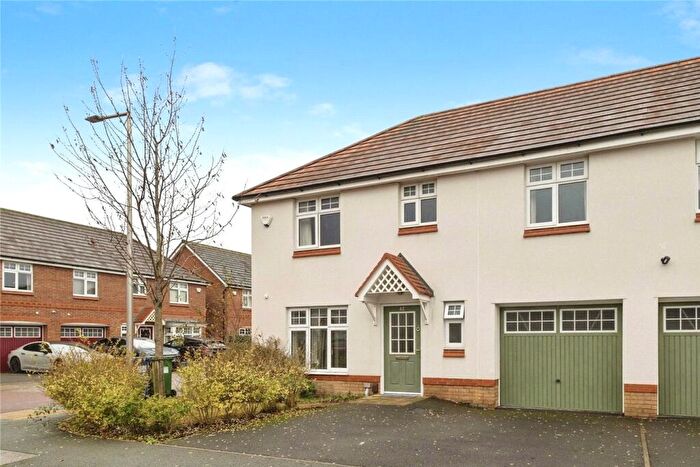 3 Bedroom Semi-Detached House For Sale In Eastbourne Crescent, Brinnington, Stockport, Greater Manchester, SK5