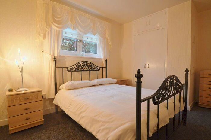 2 Bedroom Flat To Rent In Drygate, City Centre, Glasgow, Lanarkshire, G4