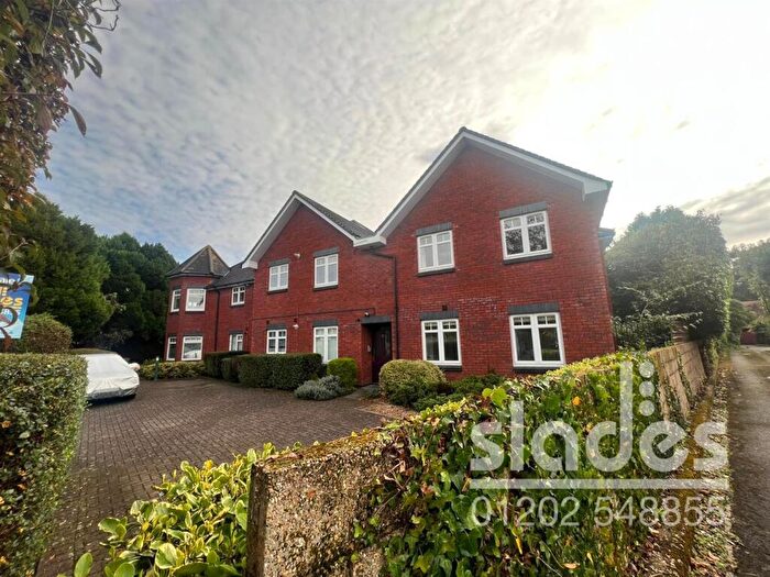 2 Bedroom Apartment To Rent In Stokewood Road, Bournemouth, BH3