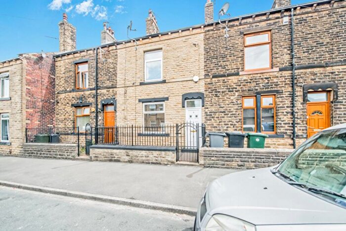 3 Bedroom Terraced House For Sale In Joseph Street, Holme Lane, Bradford, West Yorkshire, BD4