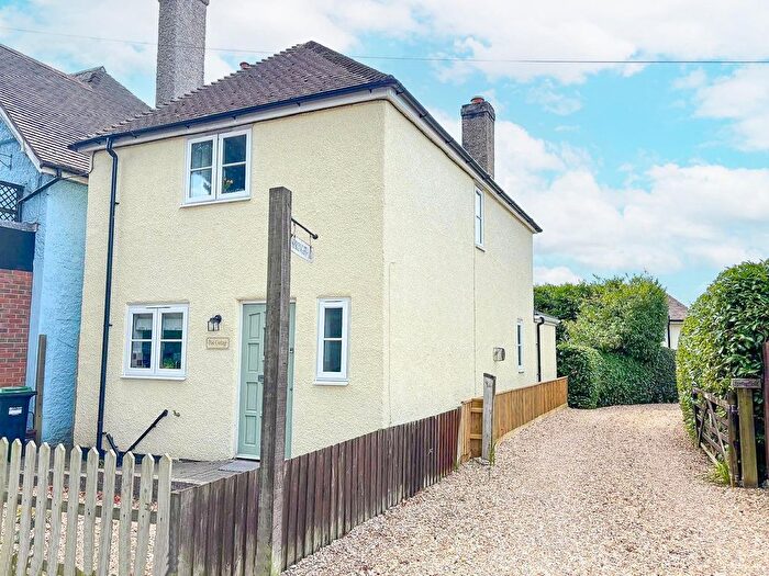3 Bedroom Cottage For Sale In Station Road, Sway, Lymington, SO41