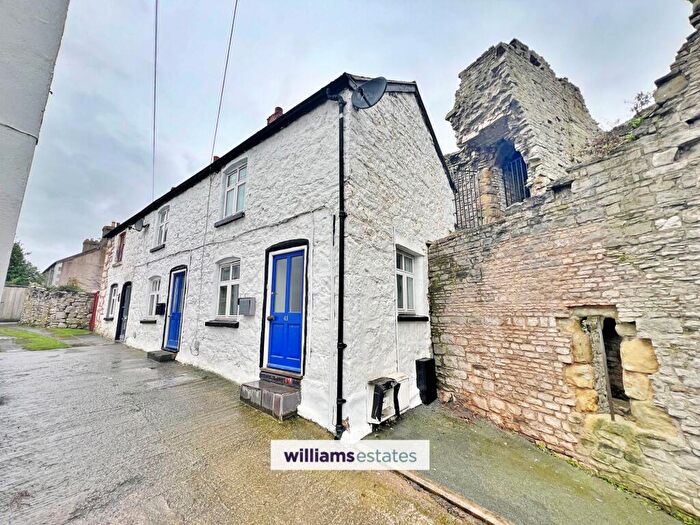 1 Bedroom End Of Terrace House For Sale In Castle Hill, Denbigh, LL16