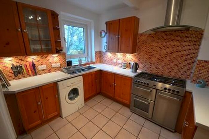 4 Bedroom Detached House To Rent In Robbs Loan, Edinburgh EH14