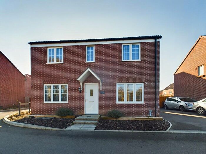4 Bedroom Detached House For Sale In Burdock Way, Emersons Green, Bristol, BS16