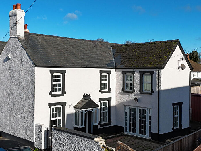 3 Bedroom Cottage To Rent In Maryport Street, Usk, NP15