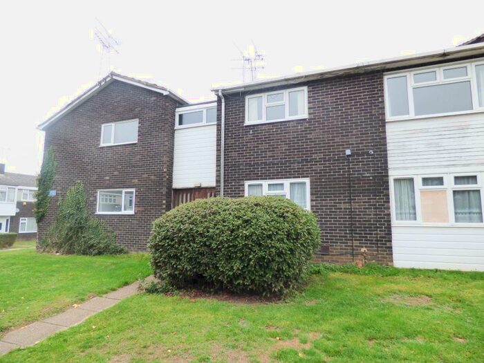 1 Bedroom Flat To Rent In Shepeshall, Basildon, SS15