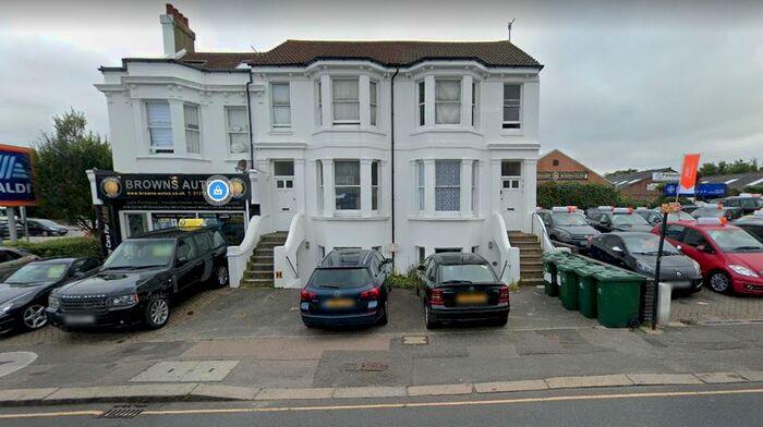 1 Bedroom Flat To Rent In Carlton Terrace, Portslade, BN41