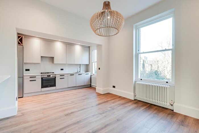 2 Bedroom Flat To Rent In Mowbray Road, West Hampstead, NW6