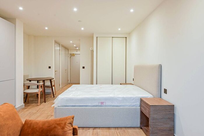 Studio To Rent In Selborne Road, Walthamstow, E17