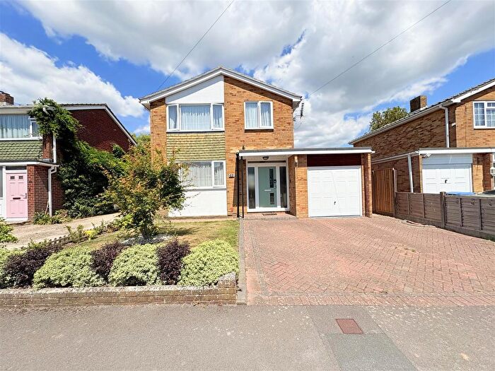 3 Bedroom Detached House For Sale In Cutlers Lane, Stubbington, Fareham, PO14