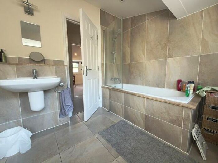 2 Bedroom Apartment To Rent In St. Georges Place, BA1
