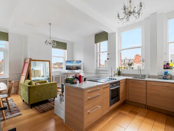 2 Bedroom Flat To Rent In Portman Mansions, Chiltern Street, Marylebone, London, W1U